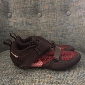 Men’s Nike Superrep cycle size 8.5 black and red